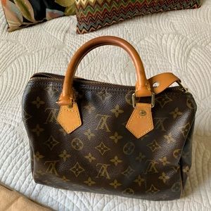 LV speedy bag